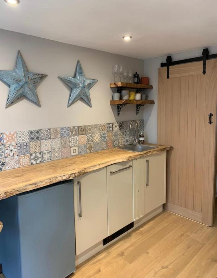 Meadow View - A Studio With Free Parking And A Sunny Terrace Lewes Extérieur photo
